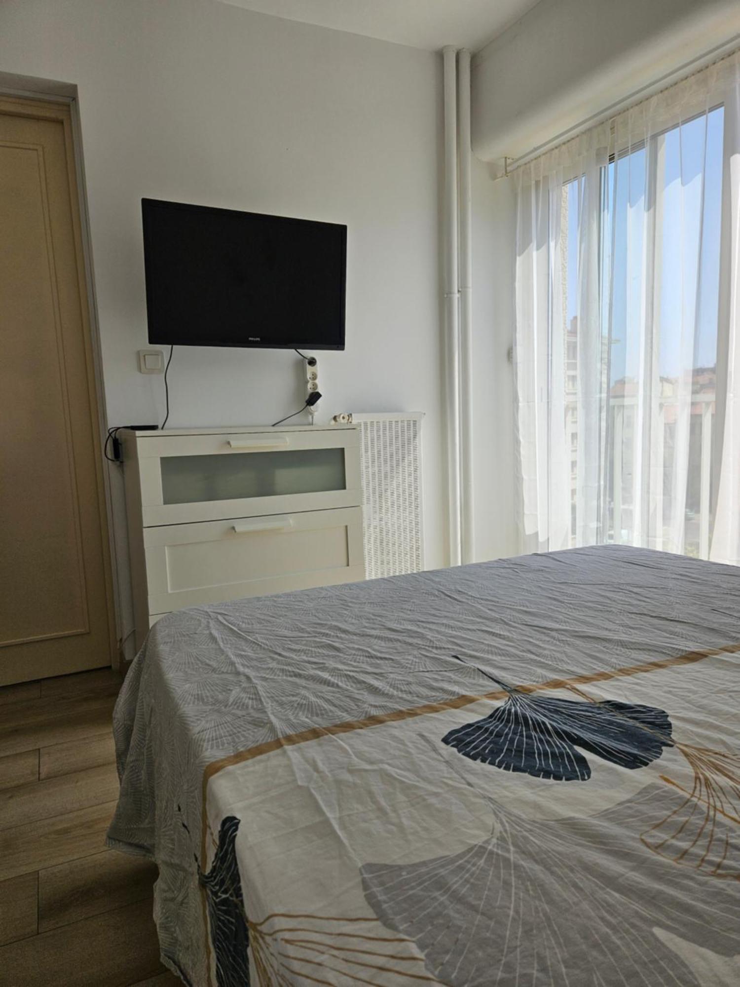 Chambre En Colocation Fille, Proche Mer, Climatisation Toulon Exterior foto