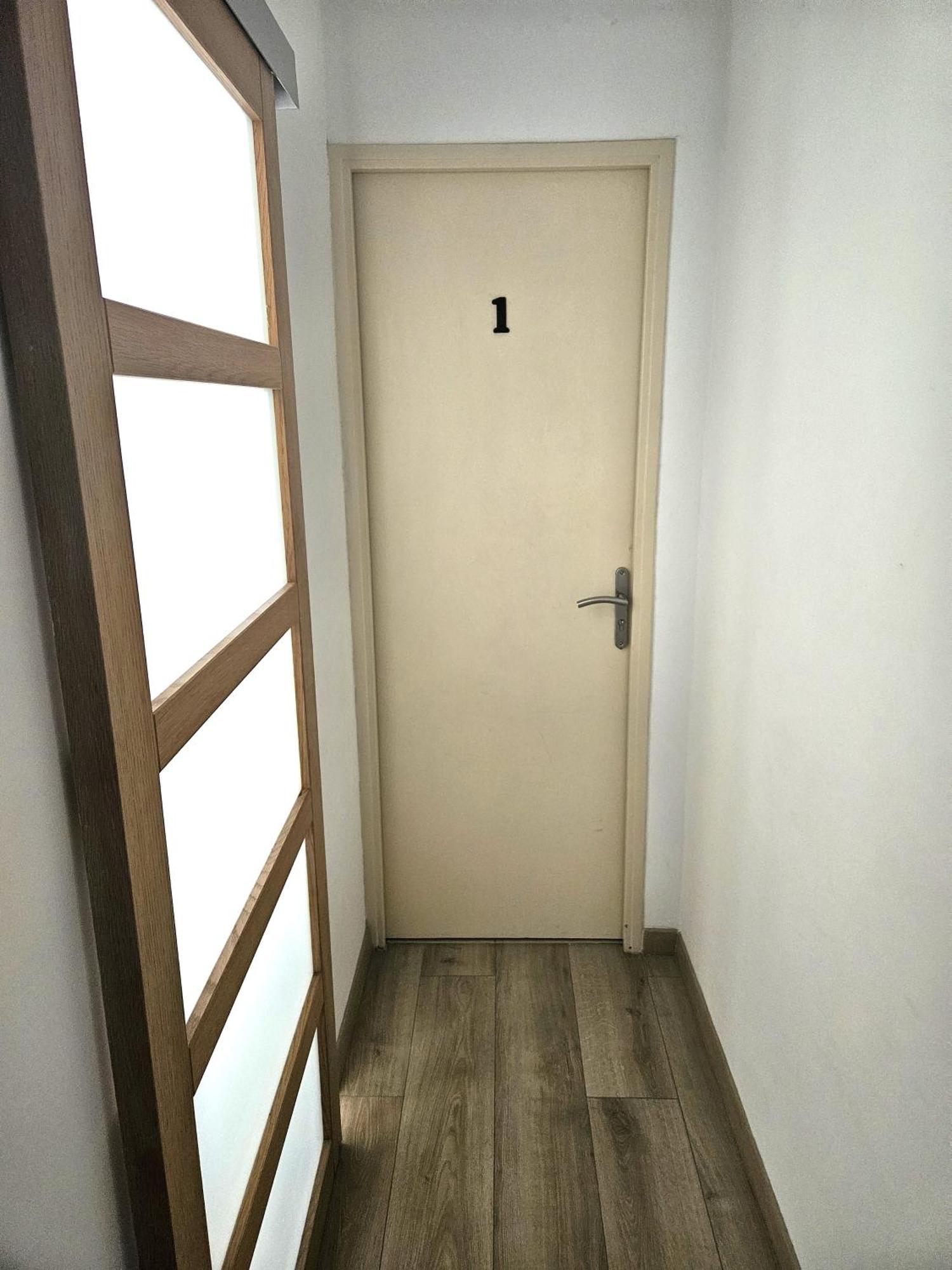 Chambre En Colocation Fille, Proche Mer, Climatisation Toulon Exterior foto